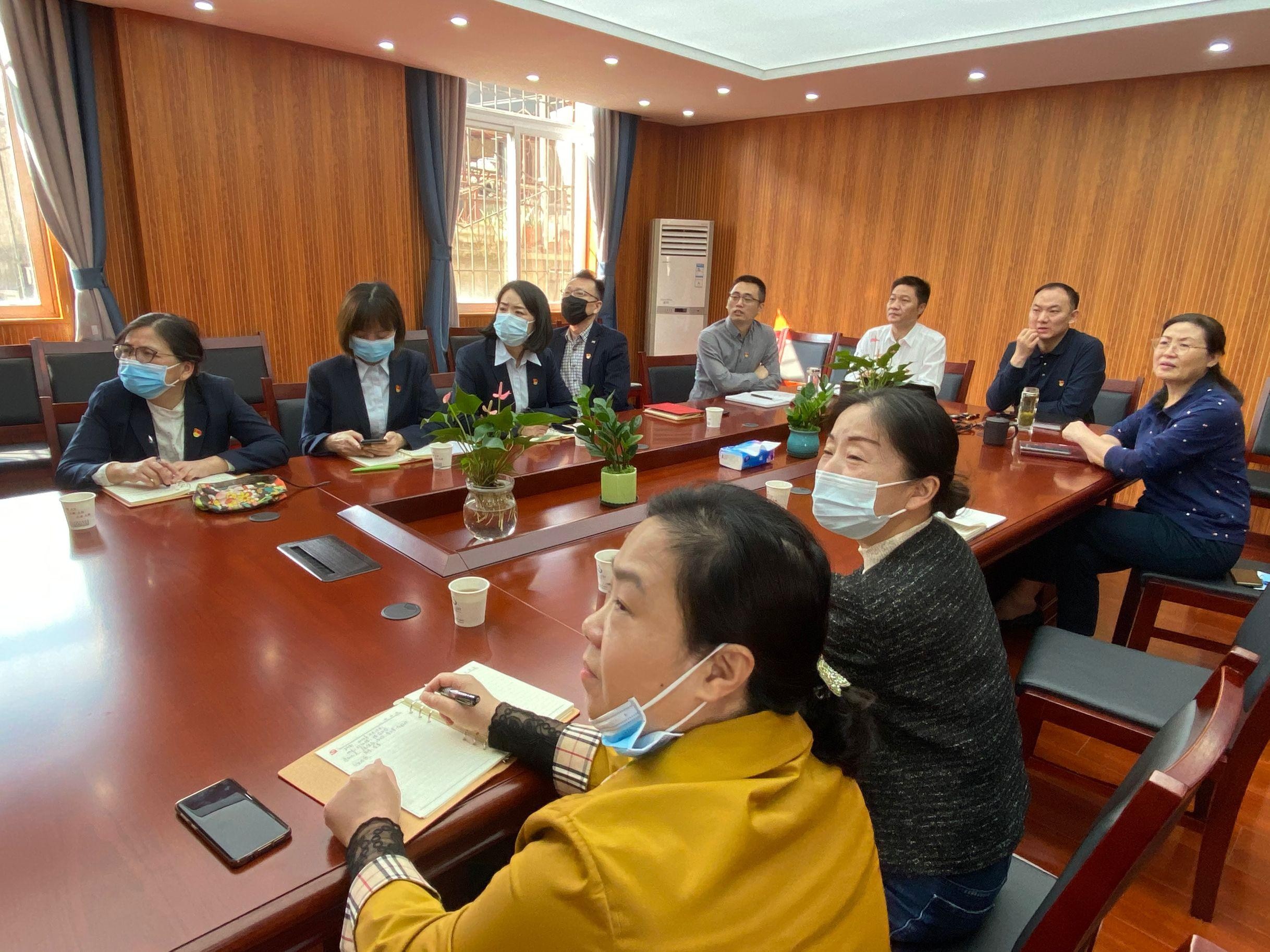 【学习贯彻二十大精神】蓝狮在线平台聚力“五学”深入学习贯彻党的二十大精神